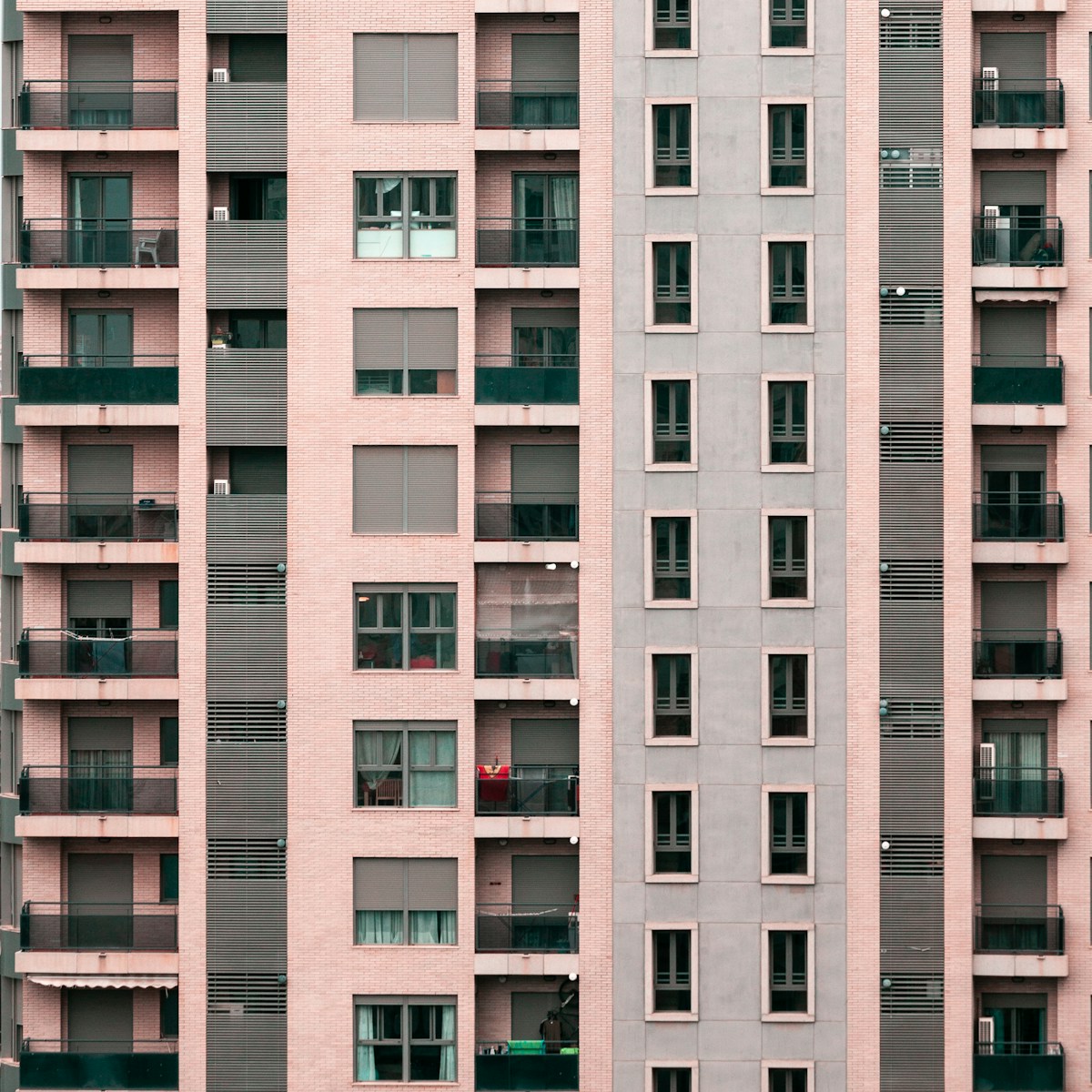 Apartamento · cotas condominiais em atraso